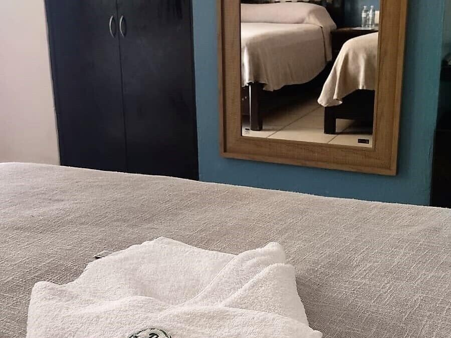 Basic Double Room, 2 Double Beds | Air conditioning