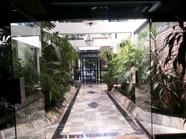 Entrada de la propiedad