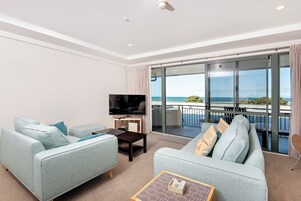 Deluxe Apartment 2 bedroom, Ocean View | View from room
