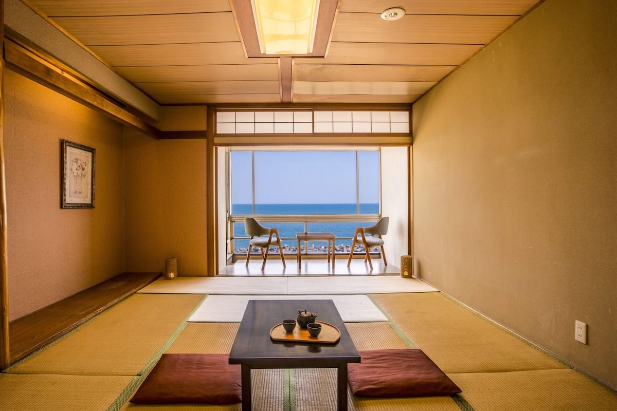 1 bedroom, in-room safe, desk, free WiFi