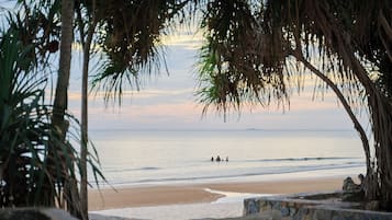 Private beach nearby, kayaking, rowing