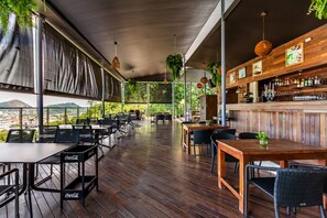 Frühstück, Mittagessen, Abendessen, thailändische Küche 