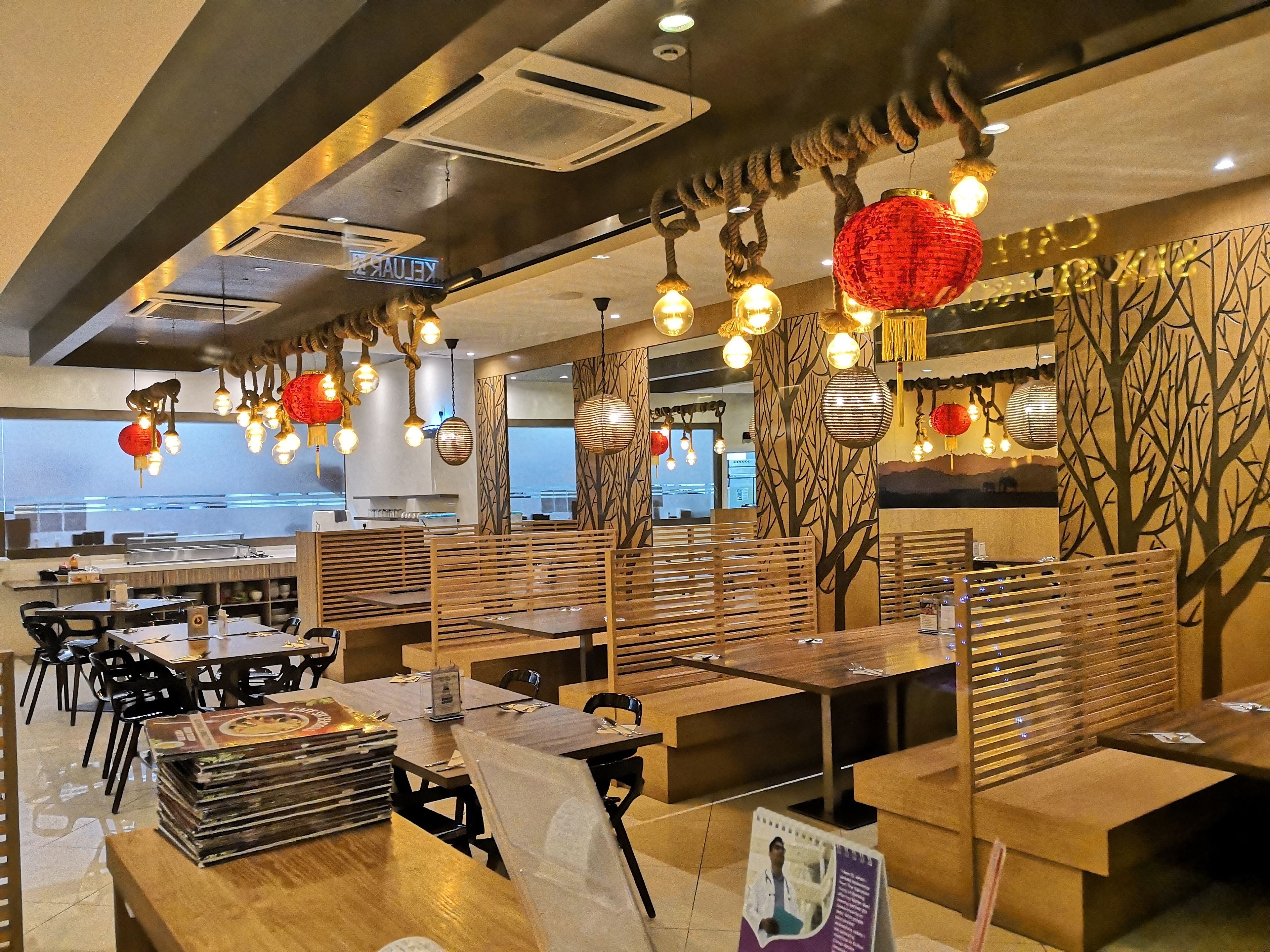 Photo - Hotel Six Seasons @ Mid Valley