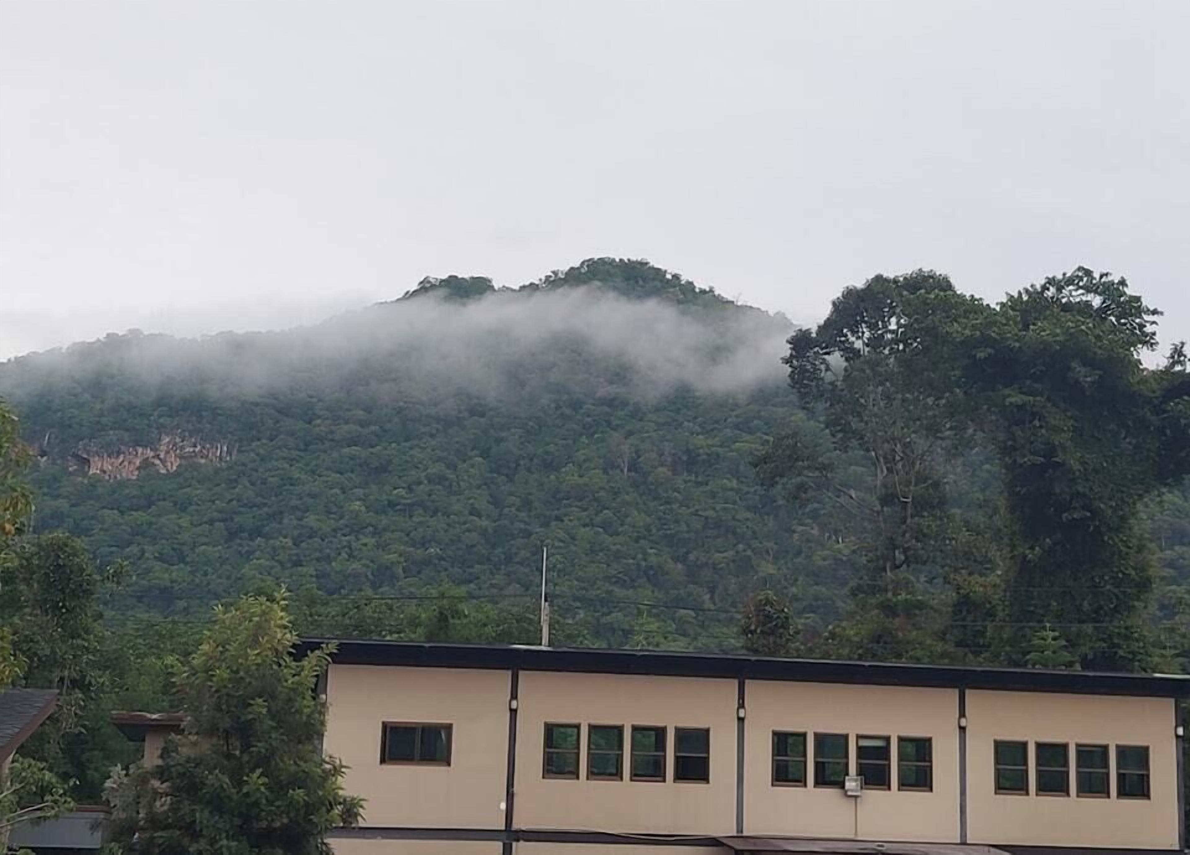 deluxe double or twin room | mountain view