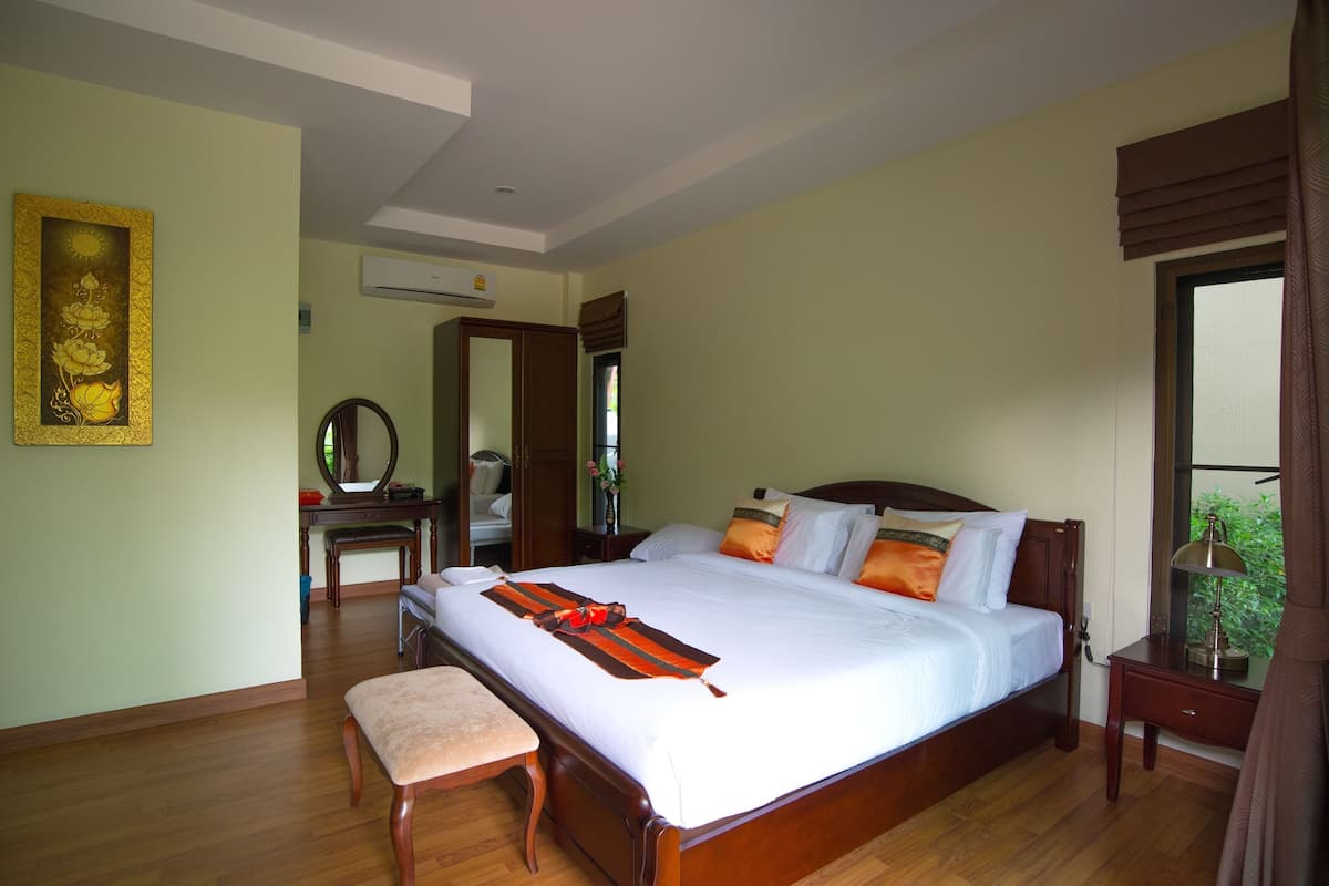 Garden Villa | Minibar, desk, iron/ironing board, free WiFi