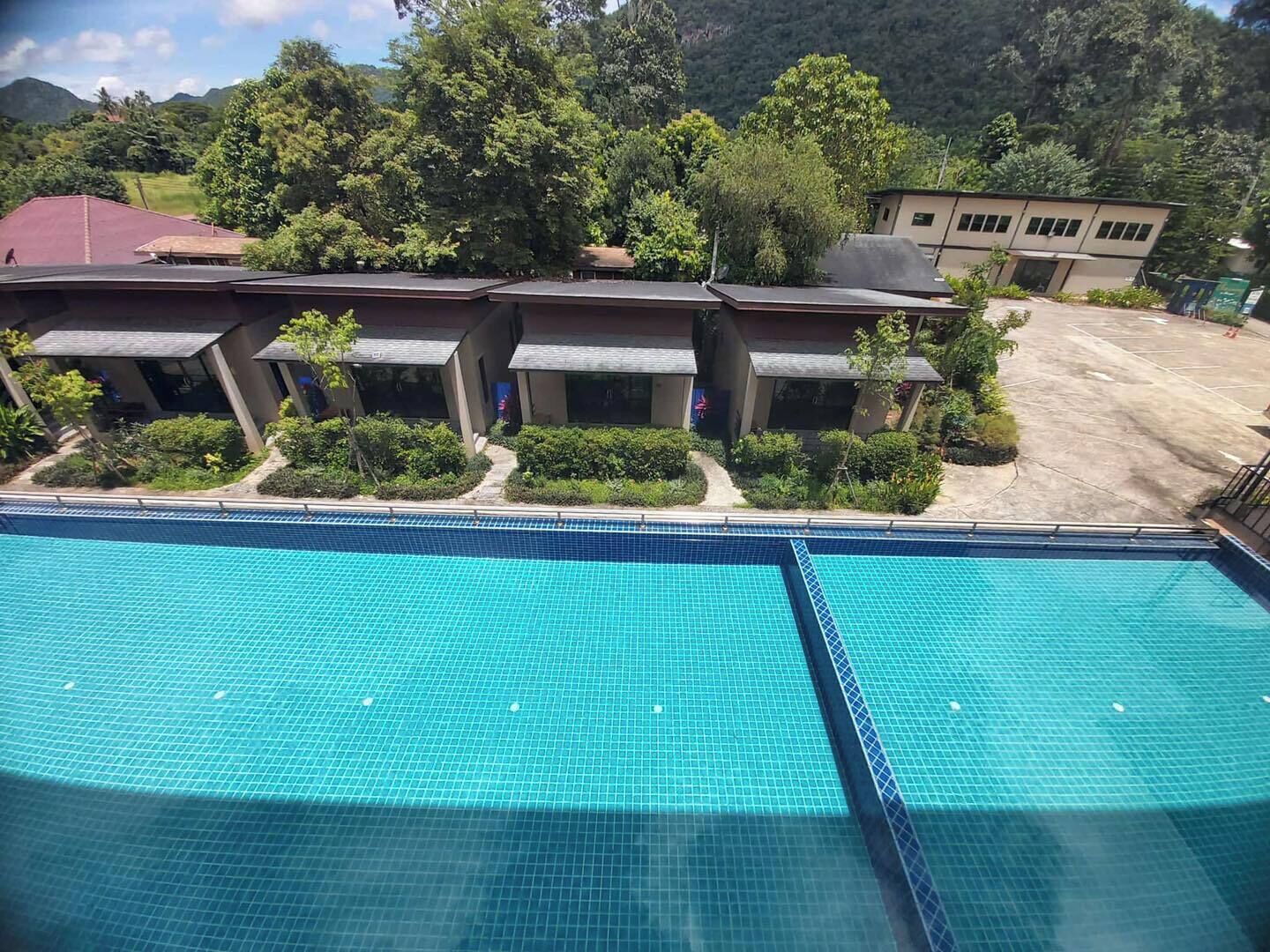 outdoor banquet area