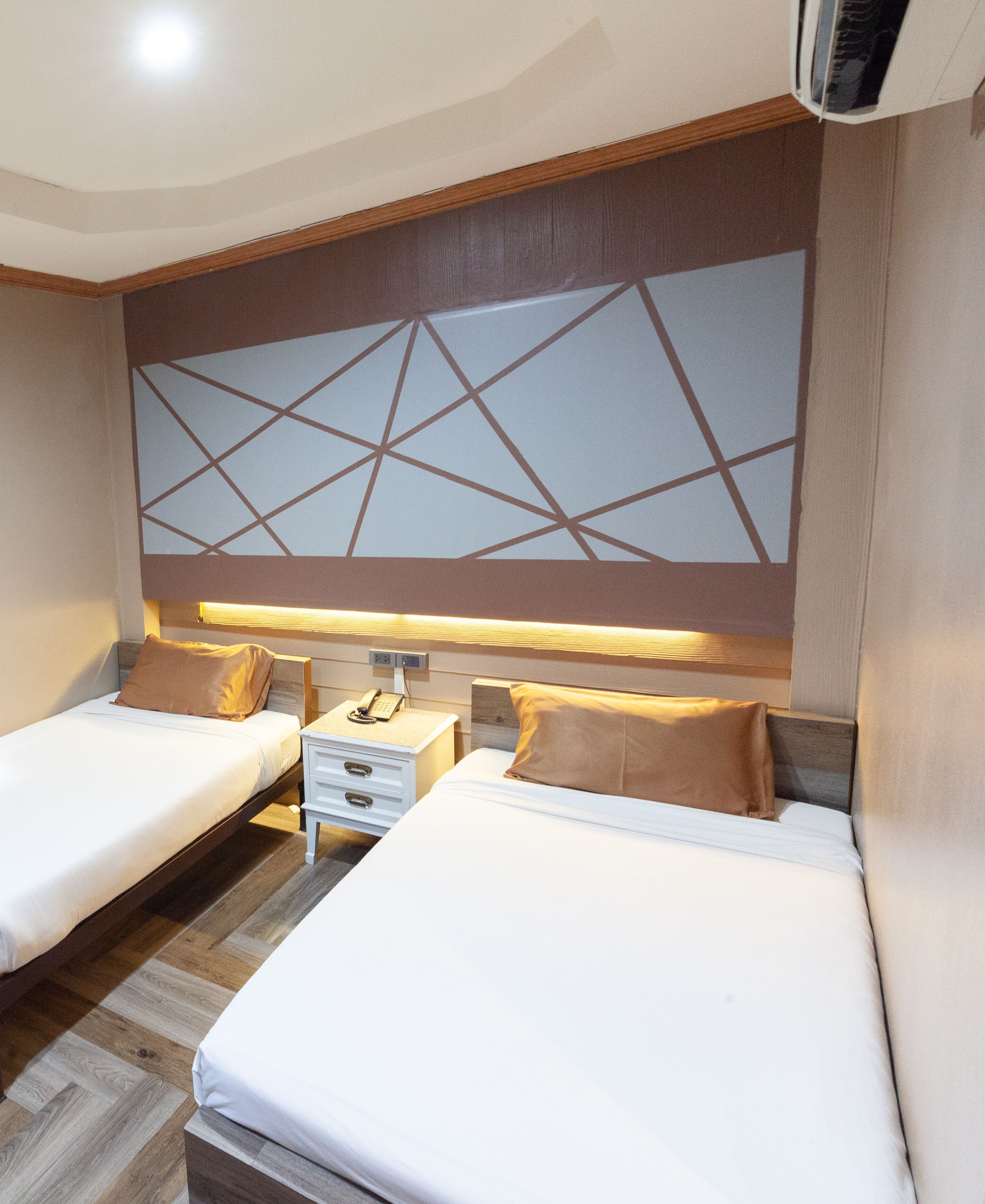 Coffres-forts dans les chambres, chambres insonorisées, Wi-Fi gratuit