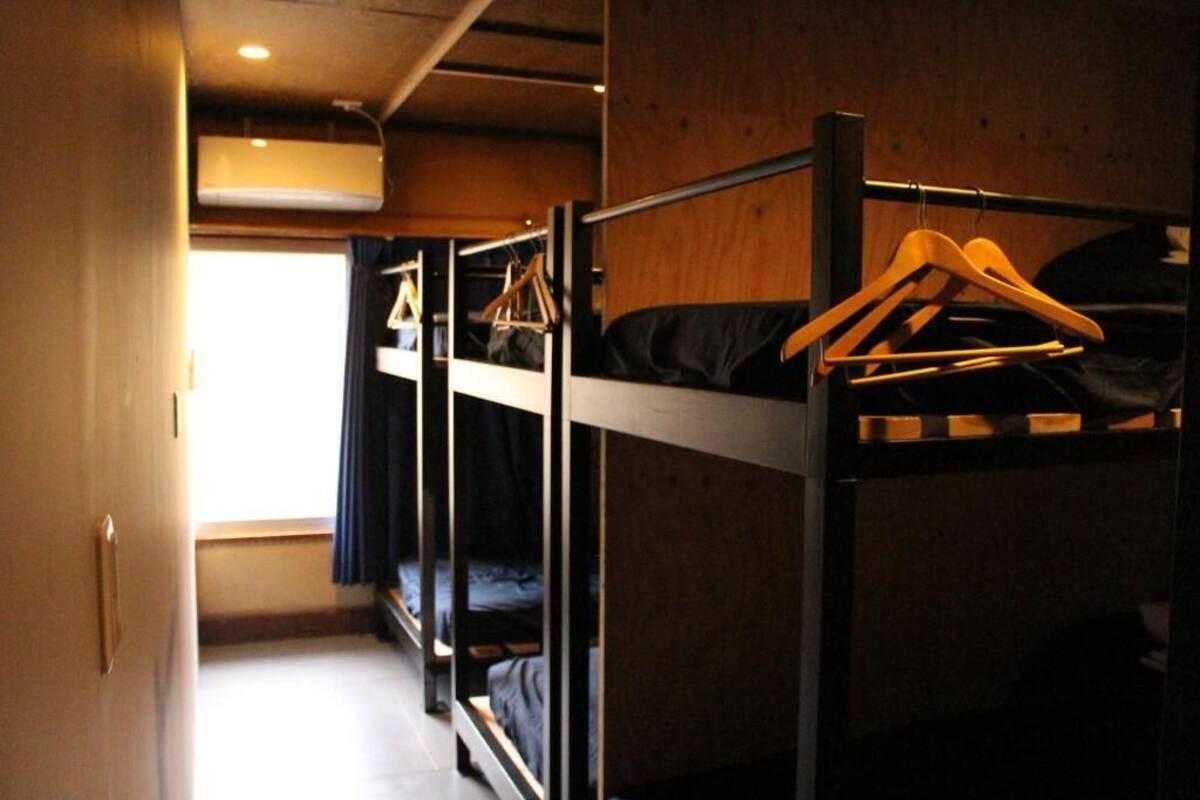 In-room safe, WiFi (free), bed sheets