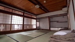룸, 금연 (Japanese-Style, Annex)
