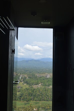 Standard Room (Non AC) | Bathroom