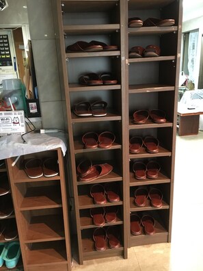 Interior entrance - Aoi Business Hotel (Fukuyama)