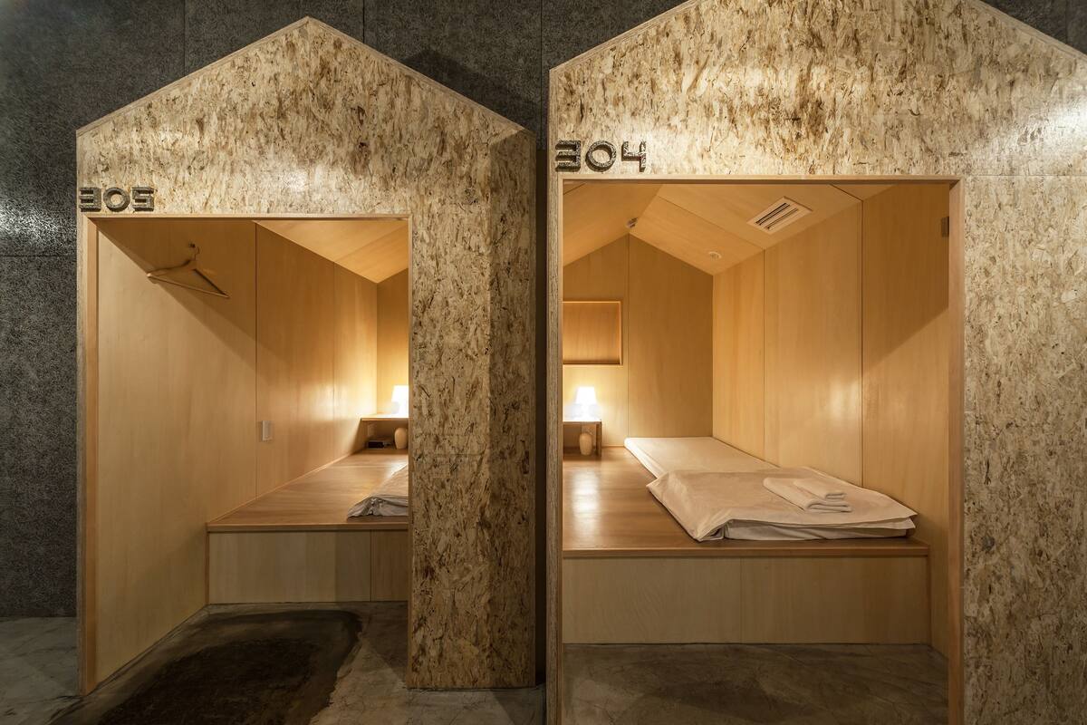 In-room safe, free WiFi, bed sheets