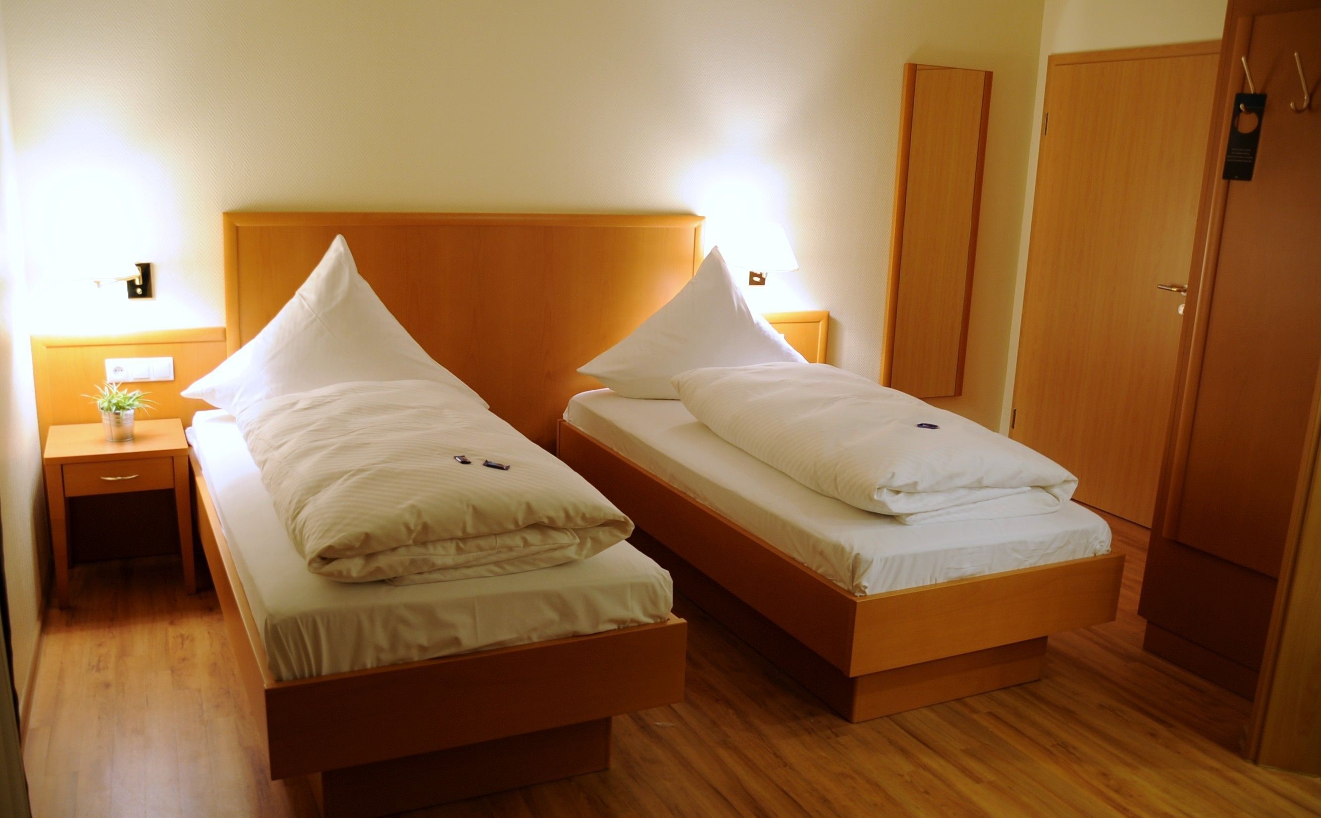 deluxe double room | premium bedding, minibar, in-room safe, desk