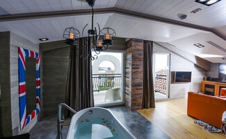 高档床上用品、羽绒被、Select Comfort 床、客房内保险箱