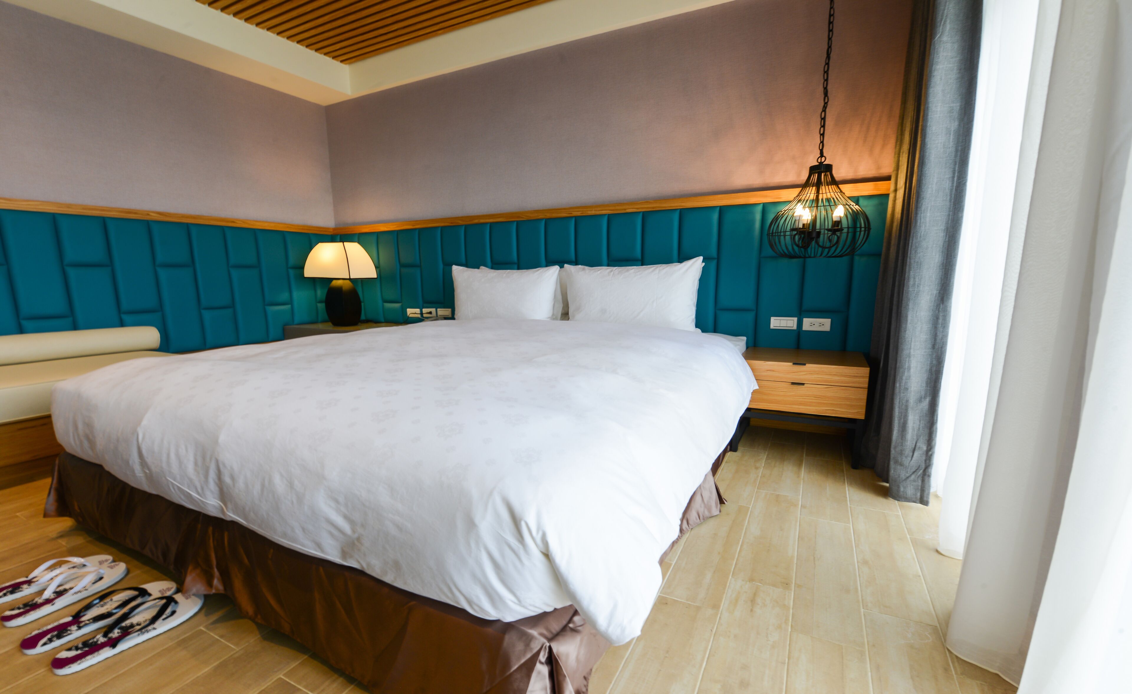 Family Triple Room, 1 King Bed with Sofa bed | Premium bedding, down comforters, Select Comfort beds, in-room safe