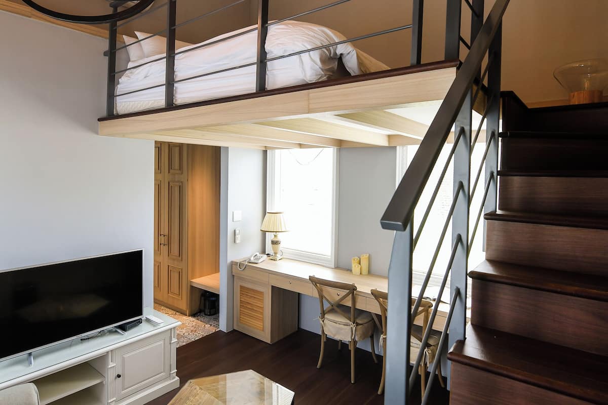 Standard Double Room, 1 Bedroom, Non Smoking, Partial Ocean View