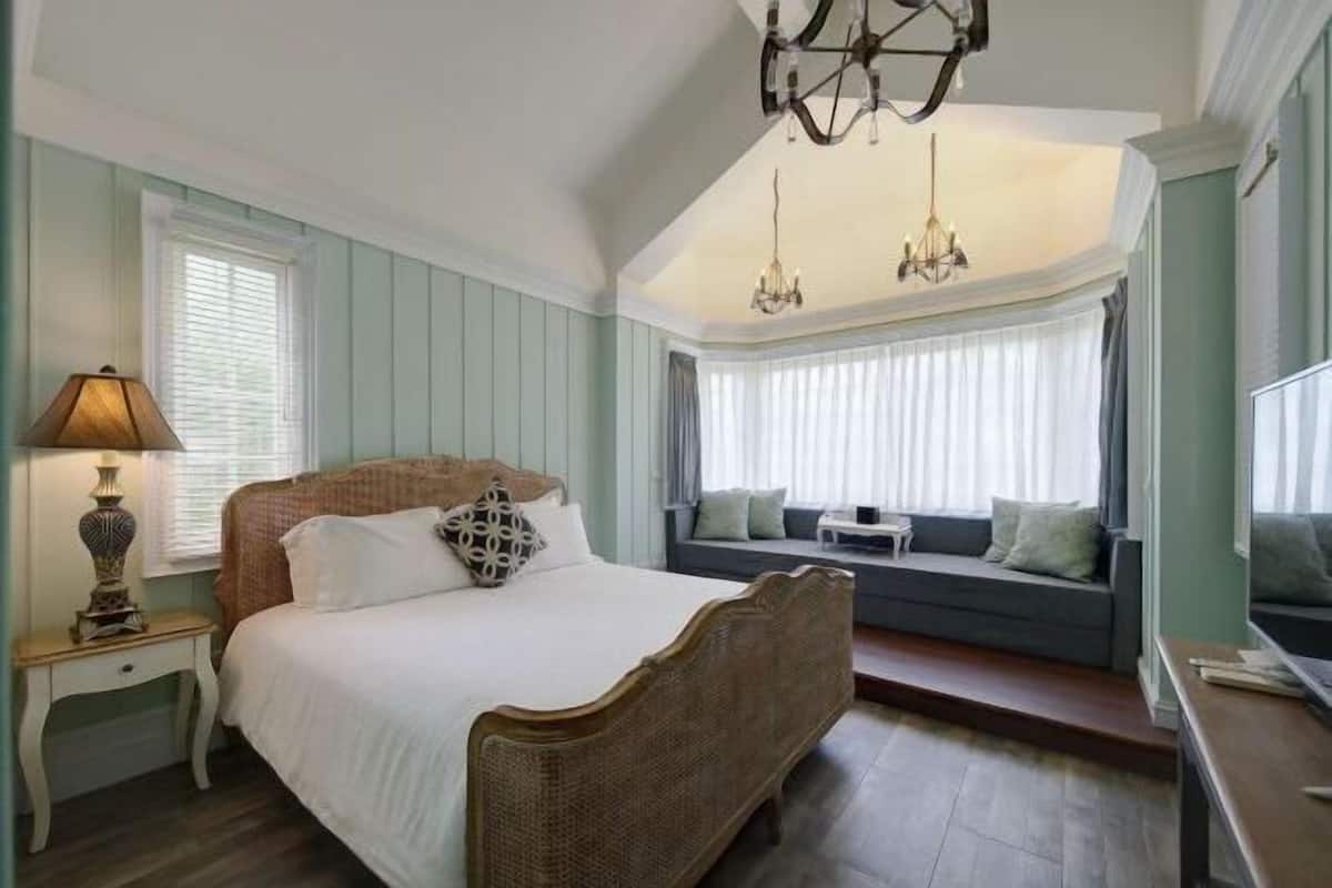 Premium bedding, down comforters, Select Comfort beds, in-room safe