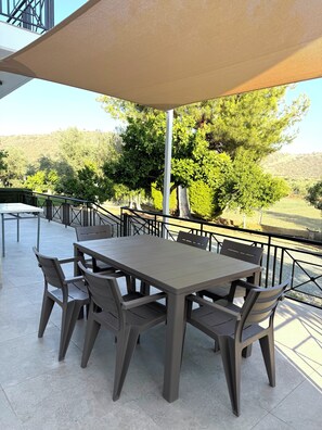 Leilighet, 3 soverom, bassengutsikt | Terrasse/patio