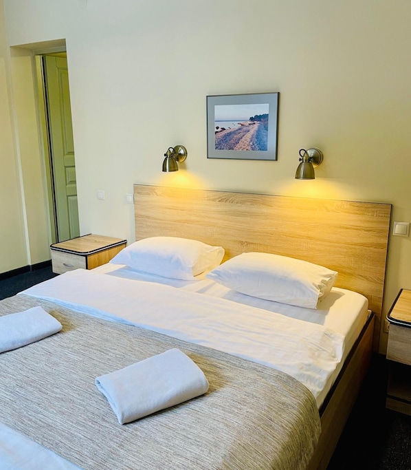 Caja de seguridad en la habitación, escritorio y wifi gratis 