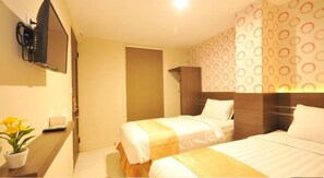 Superior Twin Room | Desk, free WiFi