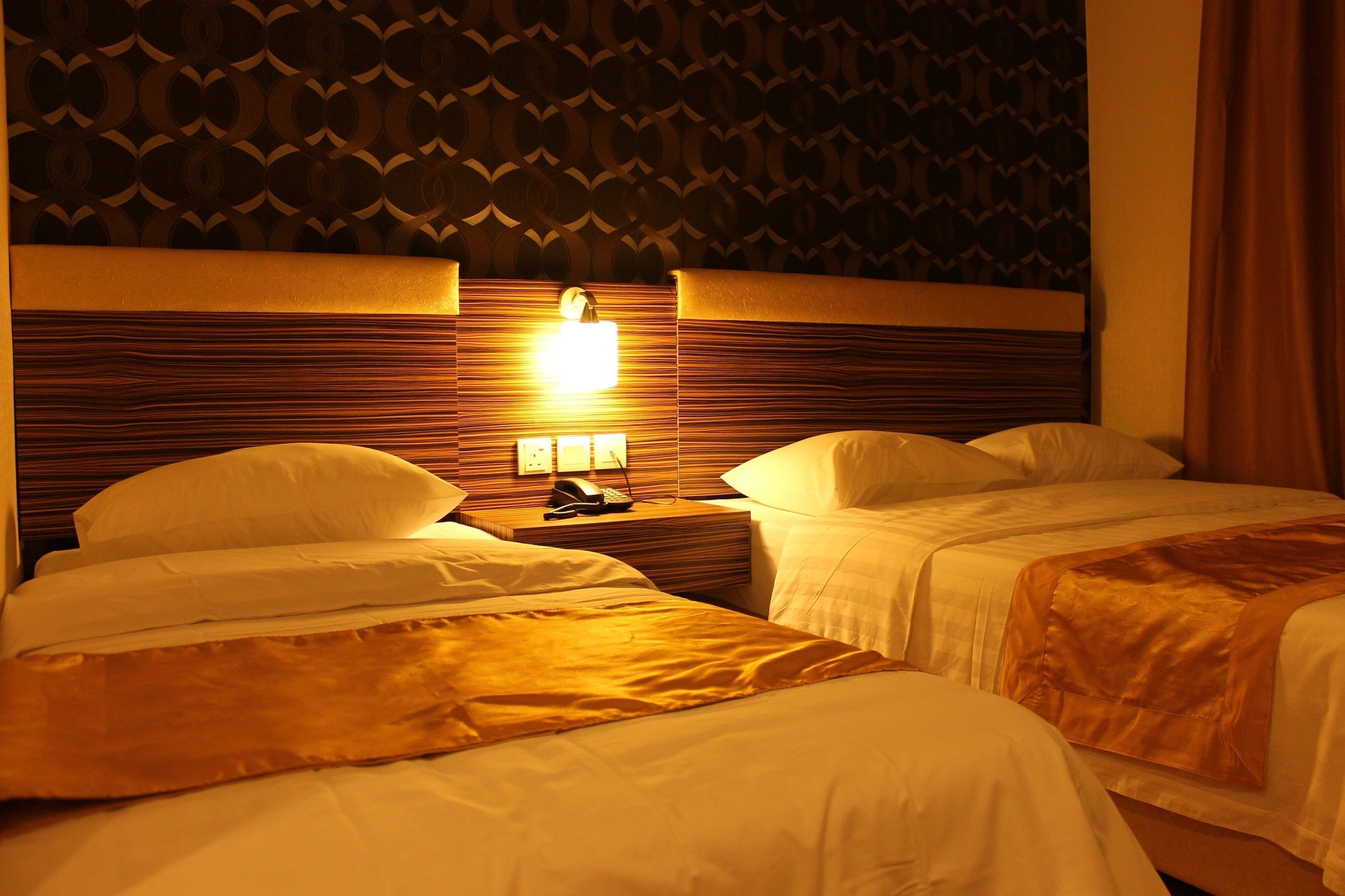 Triple Room | Desk, rollaway beds, free WiFi