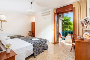 In-room safe, desk, free WiFi, bed sheets - Hotel Horizonte (San Michele al Tagliamento)