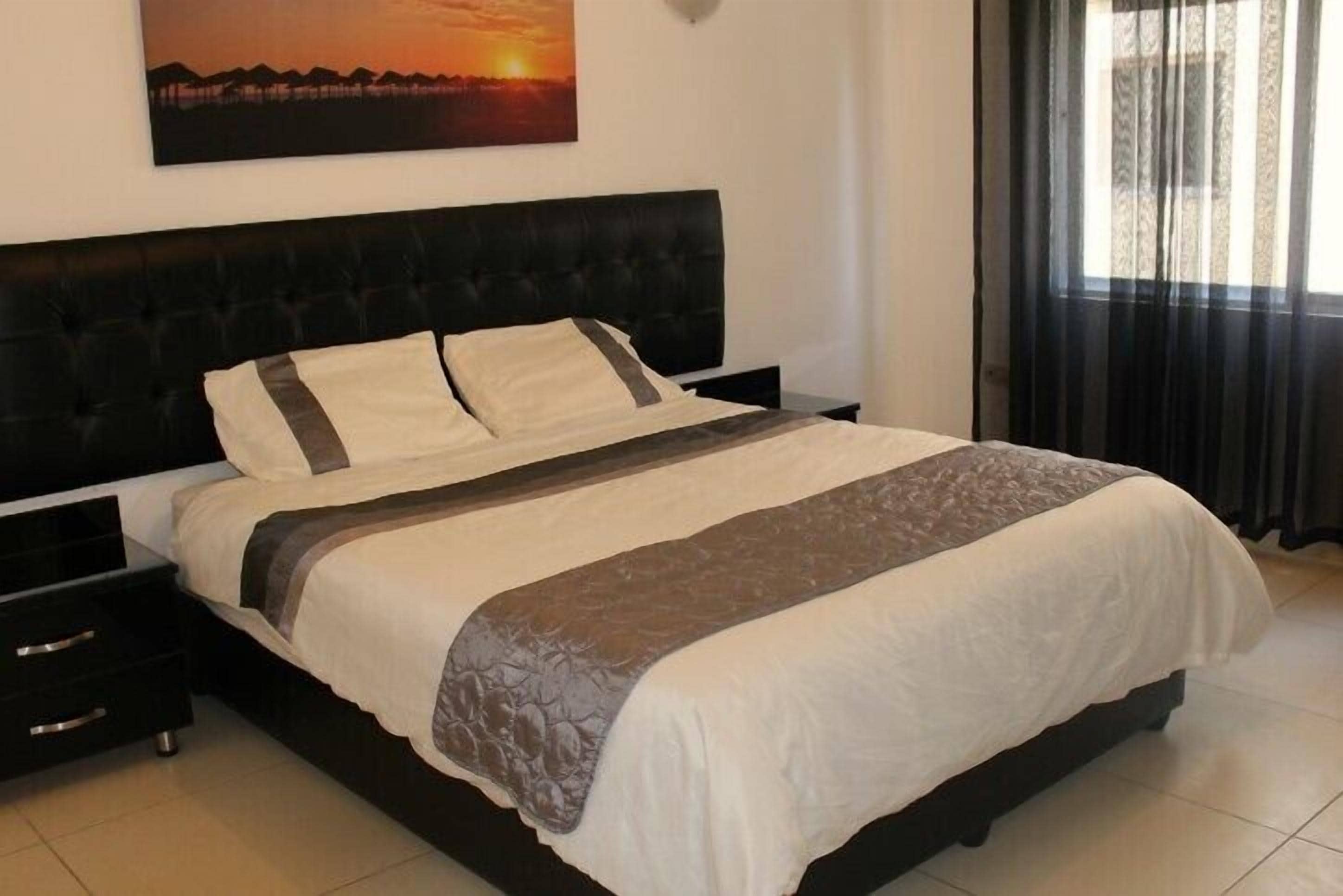 City view 2 bedroom apartment | Desk, soundproofing, iron/ironing board, free cribs/infant beds