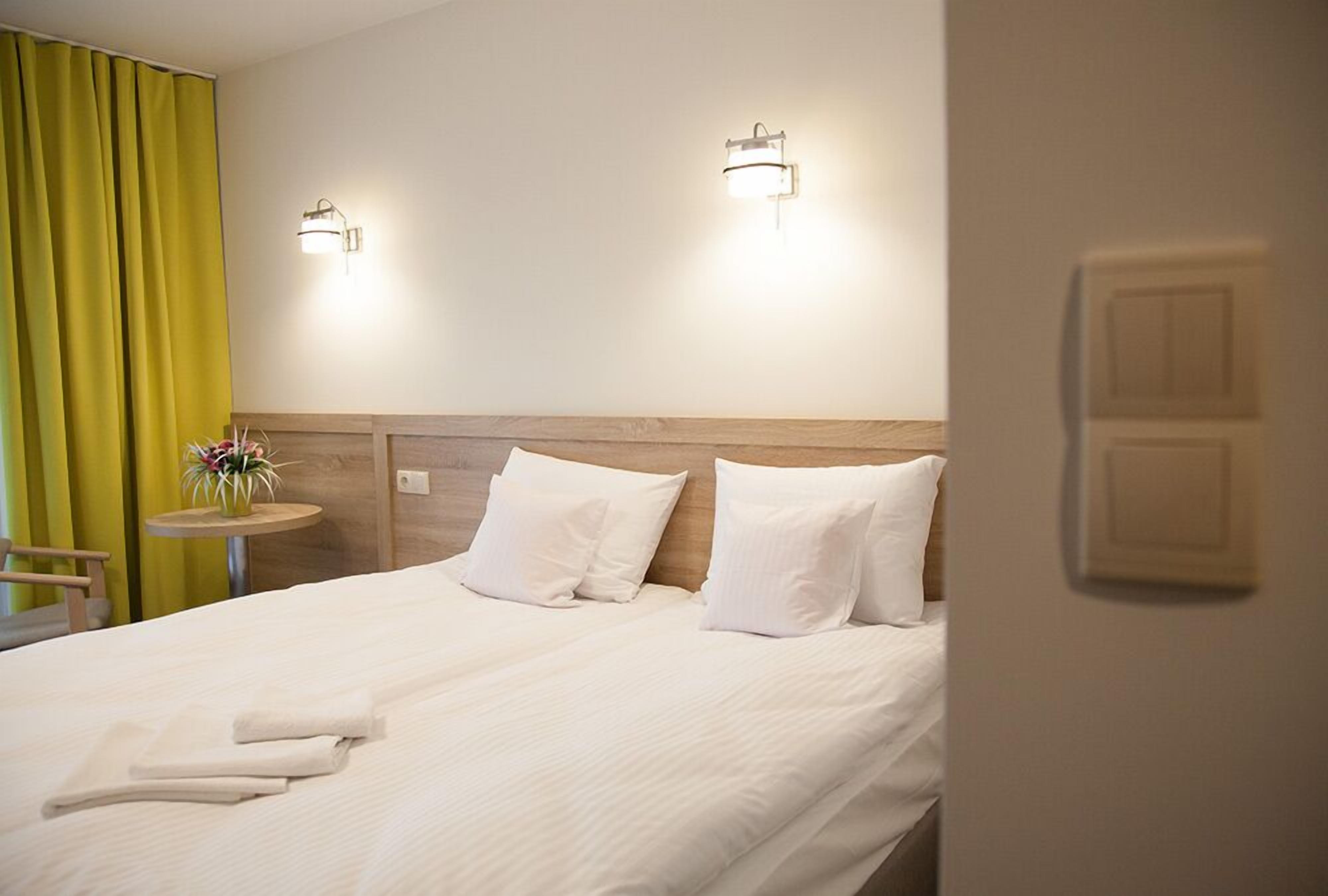 double or twin room | premium bedding, in-room safe, desk, free wifi