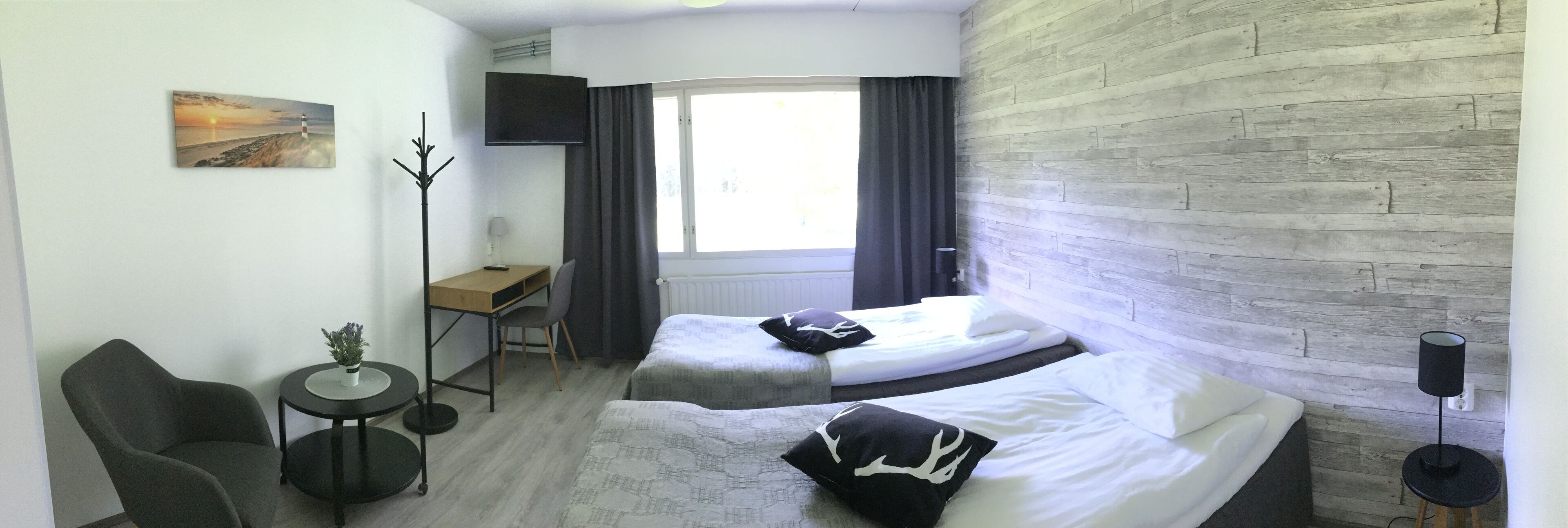 twin room | free cots/infant beds, free wifi, bed sheets