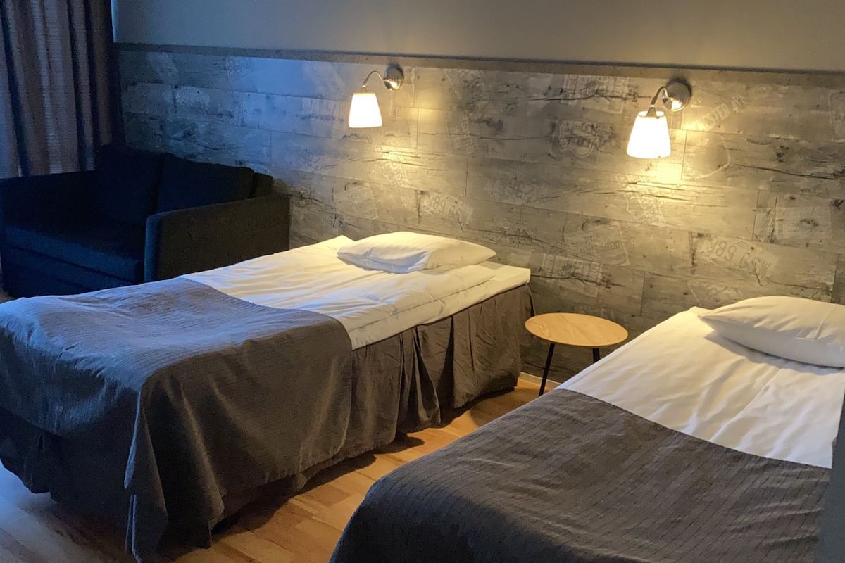 standard triple room | free cots/infant beds, free wifi, bed sheets