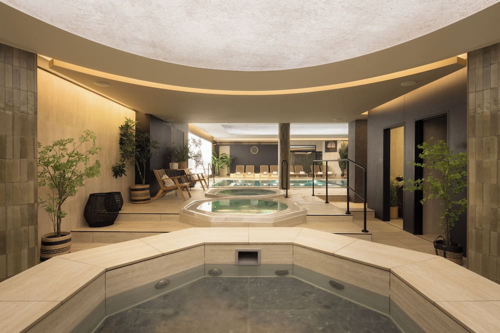 Beach Palace Hotel by CW Hotel Collection