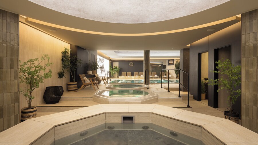 Beach Palace Hotel by CW Hotel Collection