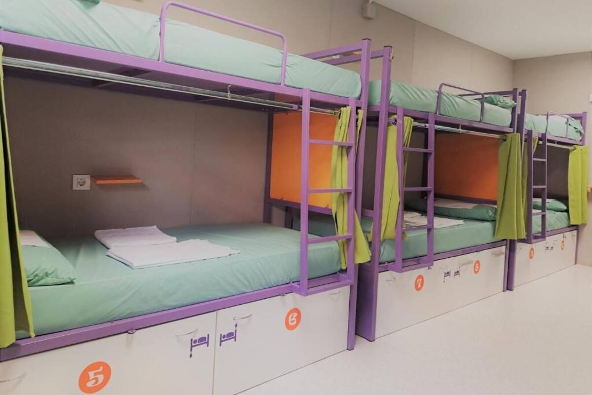 Hypo-allergenic bedding available, blackout drapes, soundproofing