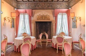 Dining - Hotel Duchessa Isabella Collection by GSA Hotels (Ferrara)
