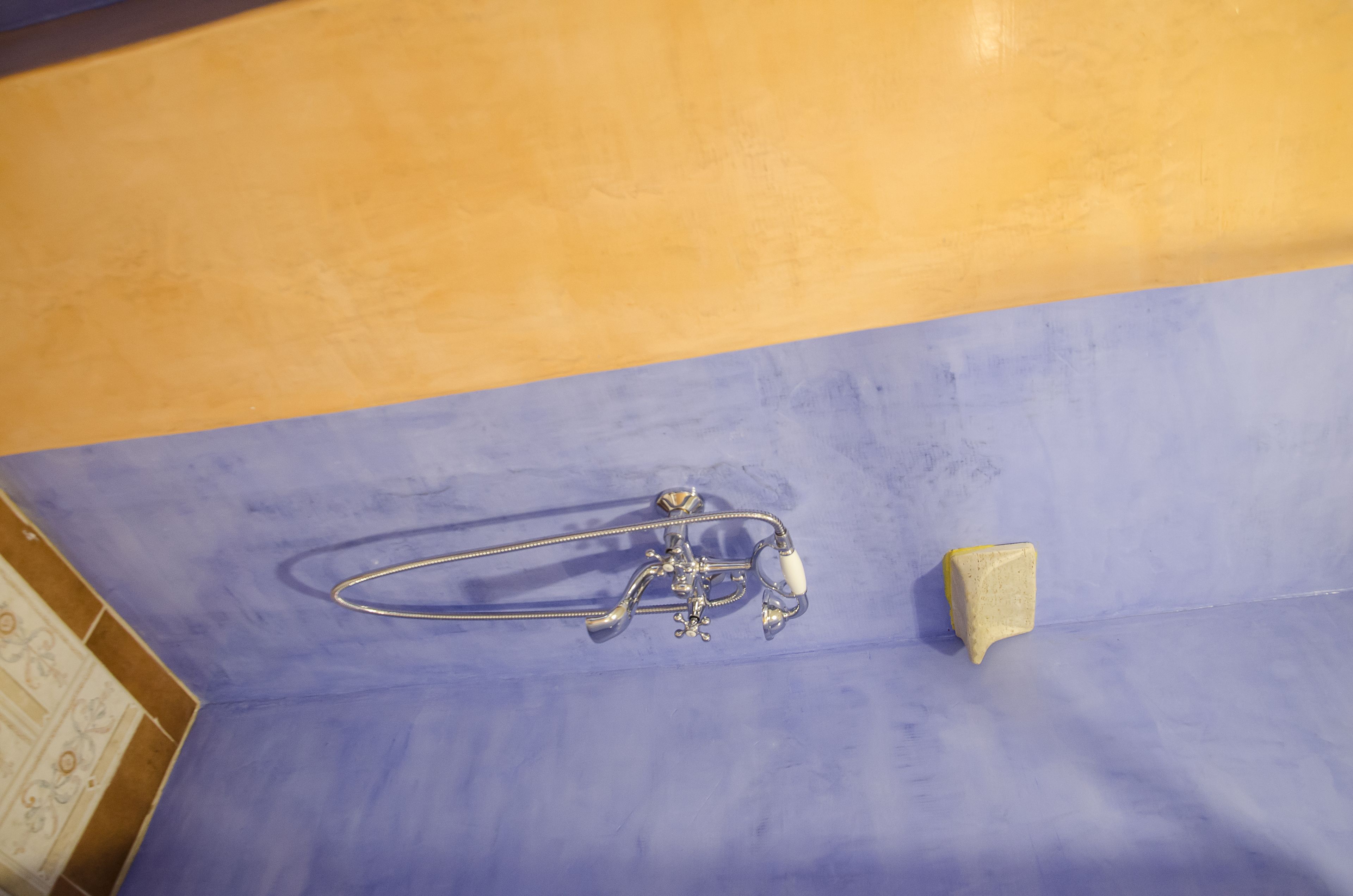 superior studio suite, 1 bedroom | bathroom | combined shower/bathtub, free toiletries, hair dryer, bathrobes