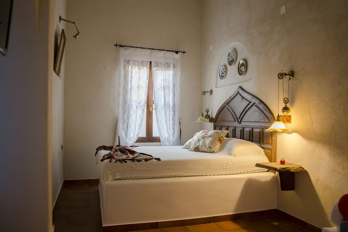 Superior Studio Suite, 1 Bedroom | 1 bedroom, premium bedding, minibar, in-room safe