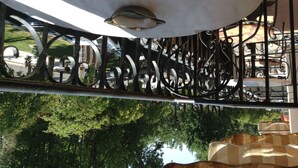Double or Twin Room | Balcony - Hostal Santa Marta (Aranjuez)