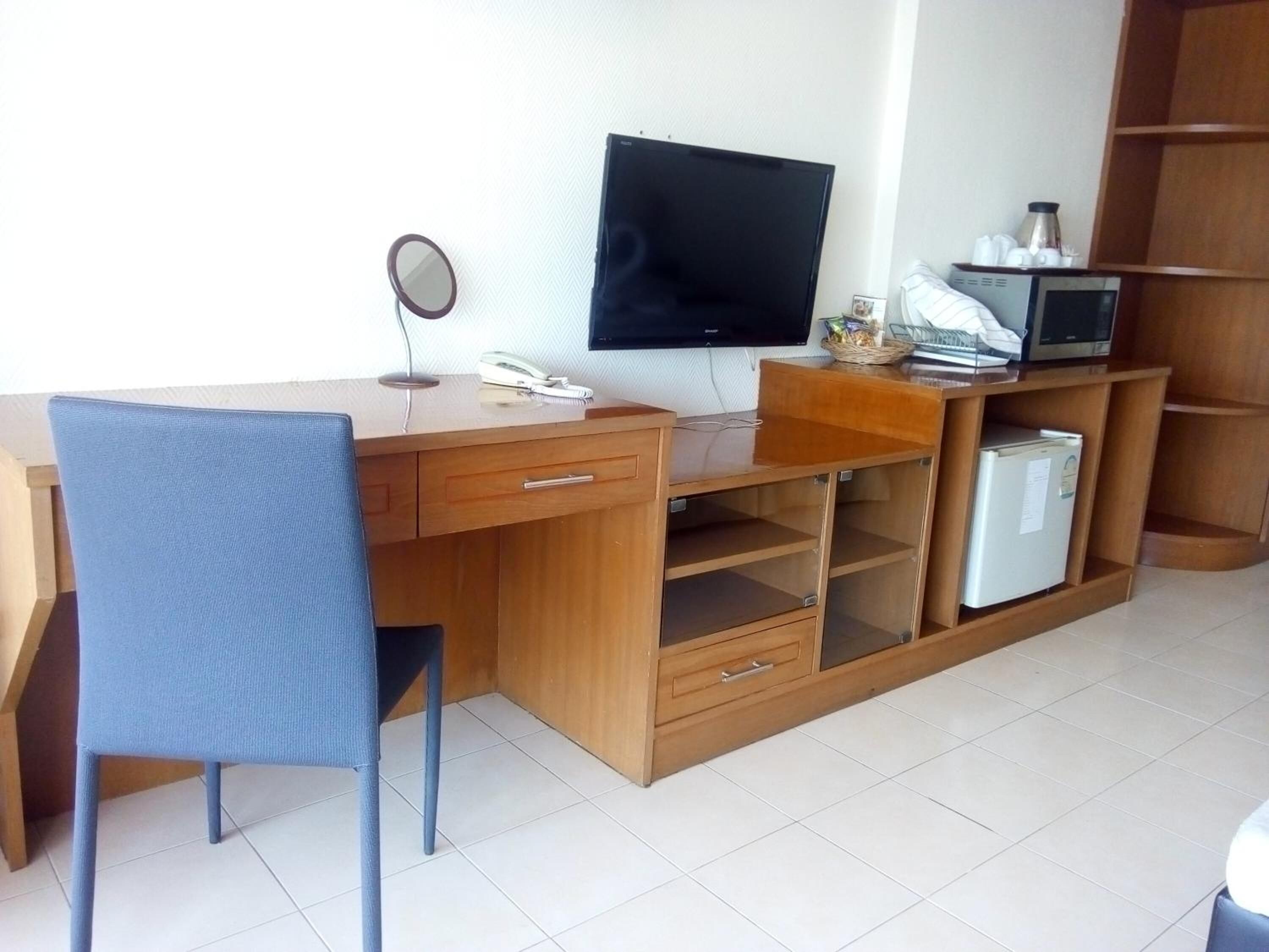 1 bedroom, minibar, in-room safe, desk