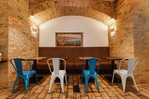 Daily buffet breakfast for a fee - Azur Palace Luxury Rooms (Split)