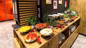 Daily buffet breakfast for a fee
