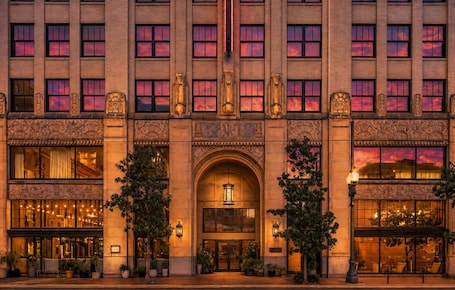 Exterior detail. The Barnett - JDV by Hyatt