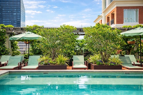 The Barnett - JDV by Hyatt