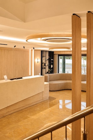 Reception - Aparthotel Atlántico Resort (Sanxenxo)