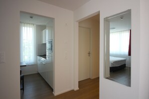 Suite Keluarga, 2 kamar tidur | Dapur kecil pribadi | Ketel listrik