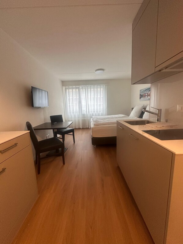 Apartment, Non Smoking