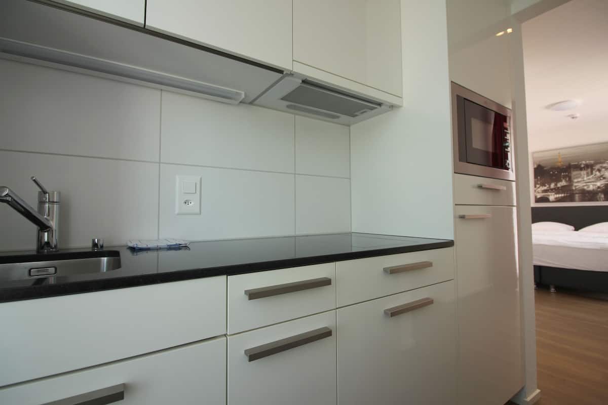 Familien-Suite, 2 Schlafzimmer | Eigene Kochnische