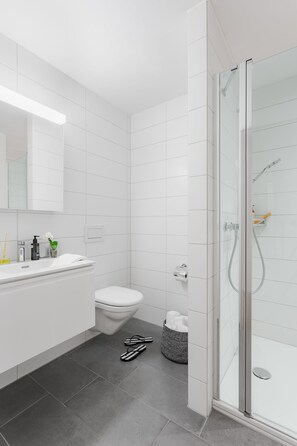 Double Room | Bathroom