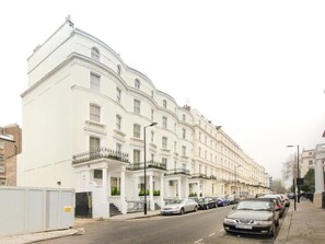 View from property - The Royale Chulan Hyde Park (London)