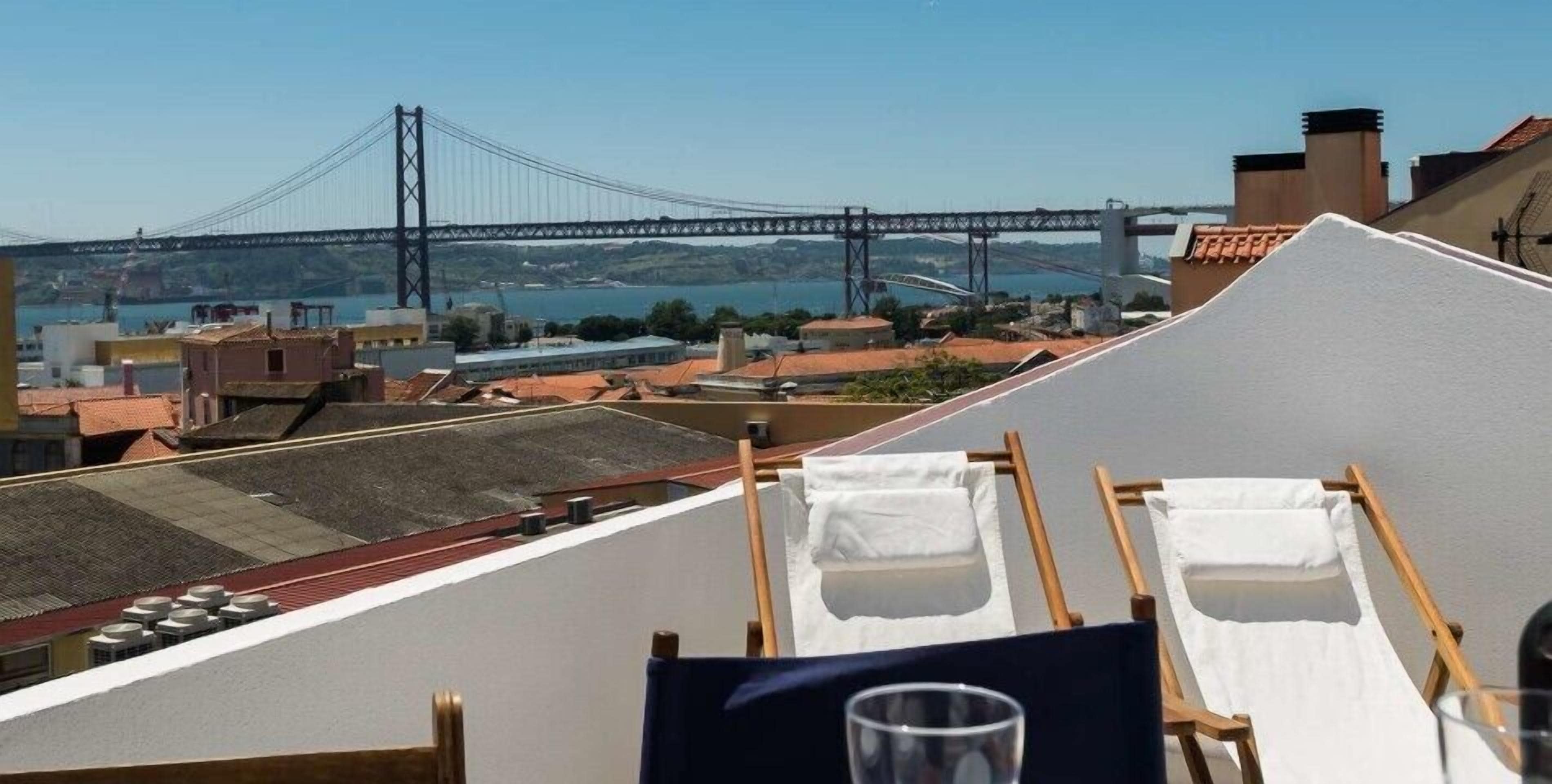 Studio, River View | Terrace/patio