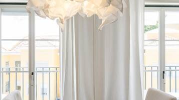 Premium Apartment, 2 Bedrooms, Balcony | Cribs/infant beds, free WiFi